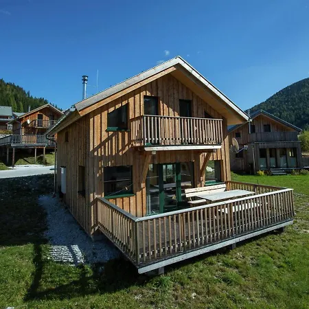 Luxury Holiday In Steiermark, With Terrace シャレー ホーエンタウアーン