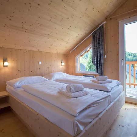 Luxury Holiday In Steiermark, With Terrace * ホーエンタウアーン